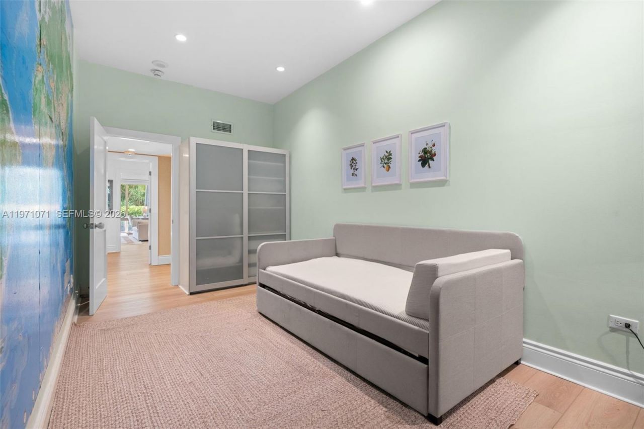 200 Ocean Lane Dr, Unit 108, Key Biscayne, FL 33149 Photo