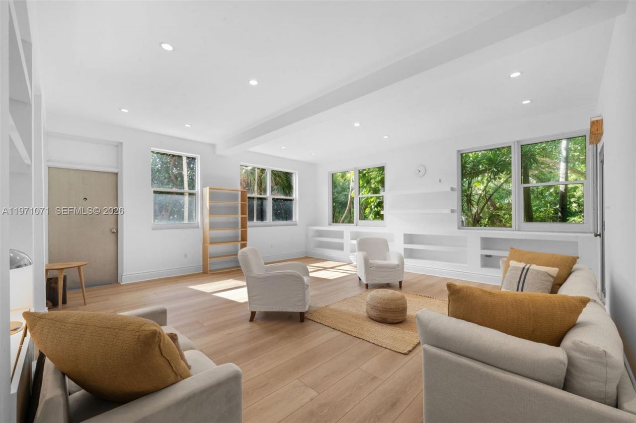 200 Ocean Lane Dr, Unit 108, Key Biscayne, FL 33149 Photo