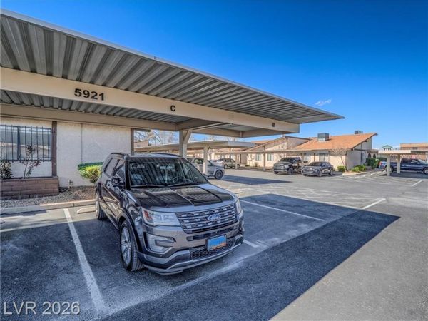 5921 Smoke Ranch Road, Unit C, Las Vegas, NV 89108