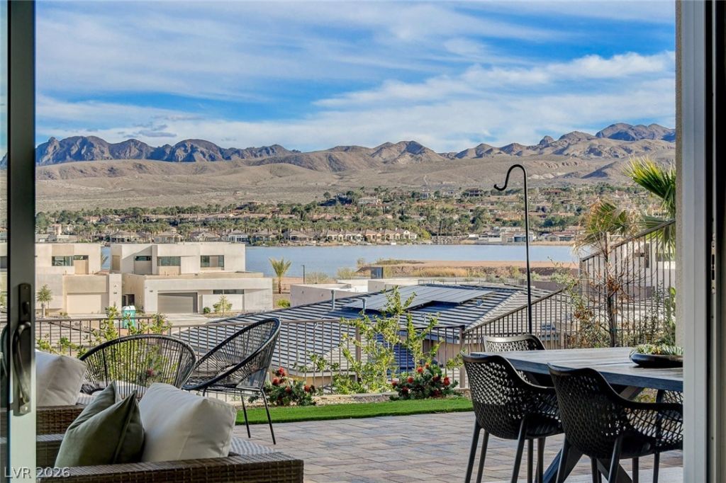 156 Tre Pietre Street, Henderson, NV 89011 Main Photo