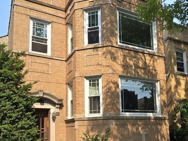 5910 N Campbell Avenue, Chicago, IL 60659