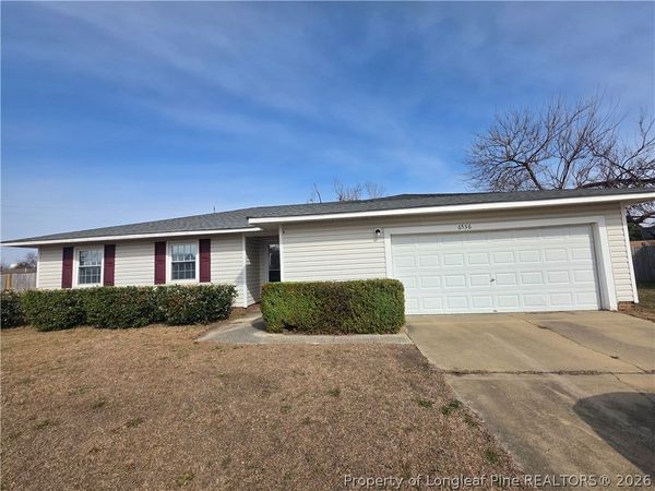 6536 Gristmill Road , Fayetteville, NC 28314