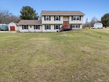 5647 Owosso Road, Handy Twp, MI 48836