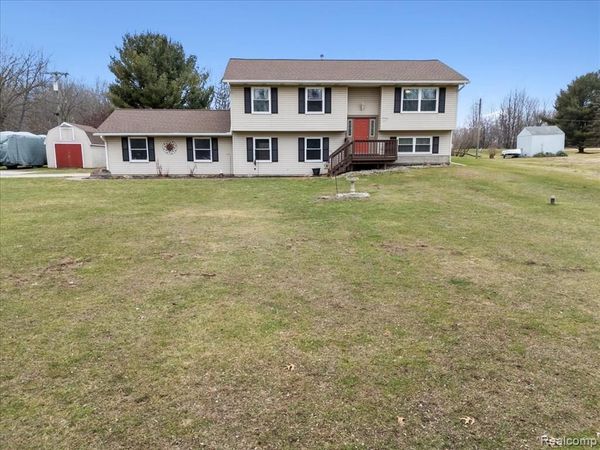 5647 Owosso Road, Handy Twp, MI 48836