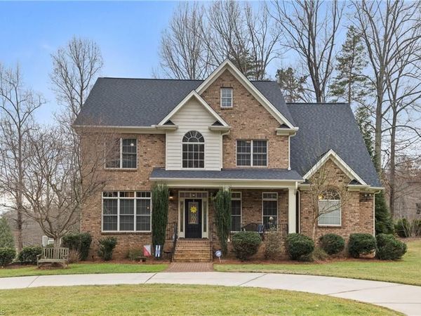 389 N Hiddenbrooke Drive, Advance, NC 27006