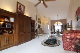 514 Westham Dr. photo 4