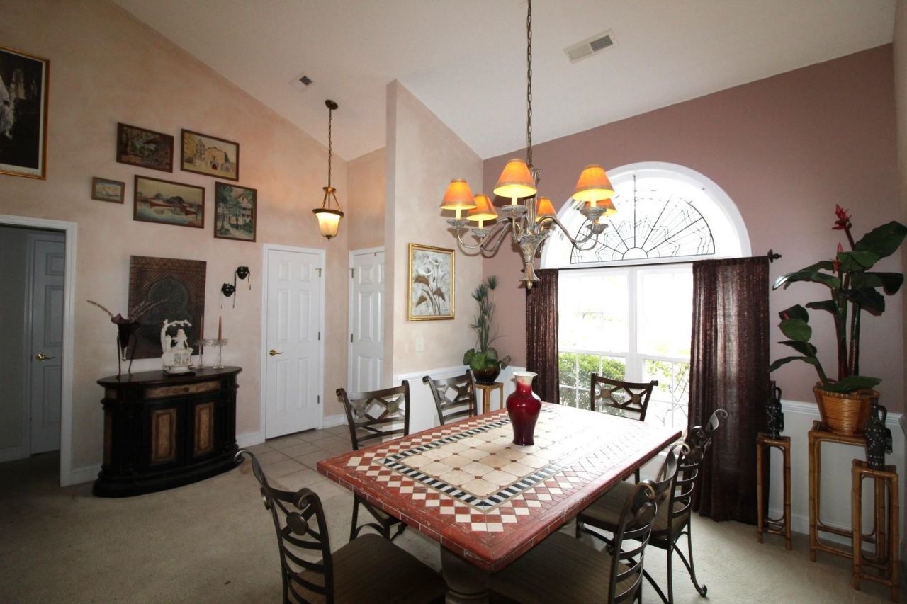 514 Westham Dr. Photo 6