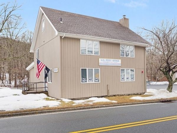 328 Green Pond Rd, Rockaway, NJ 07842