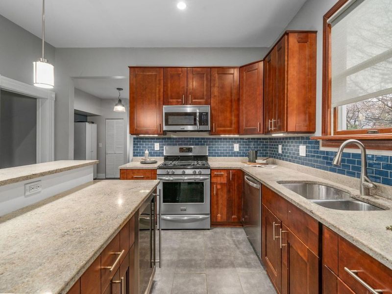 316 W 3rd Avenue, Columbus, OH 43201 Photo 15