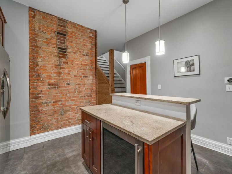 316 W 3rd Avenue, Columbus, OH 43201 Photo 17