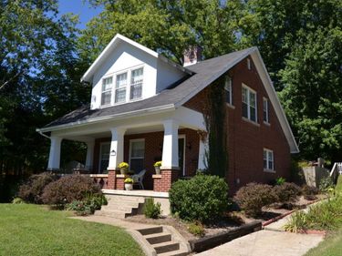 121 E 5th Street, Morehead, KY 40351