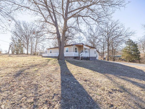 21017 Kenwood Hills Road, Hermitage, MO 65668