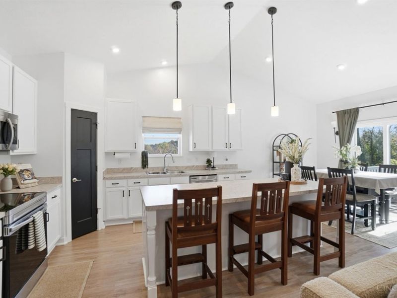 8545 Noelle Drive, Colerain Township, OH 45251 Photo 4