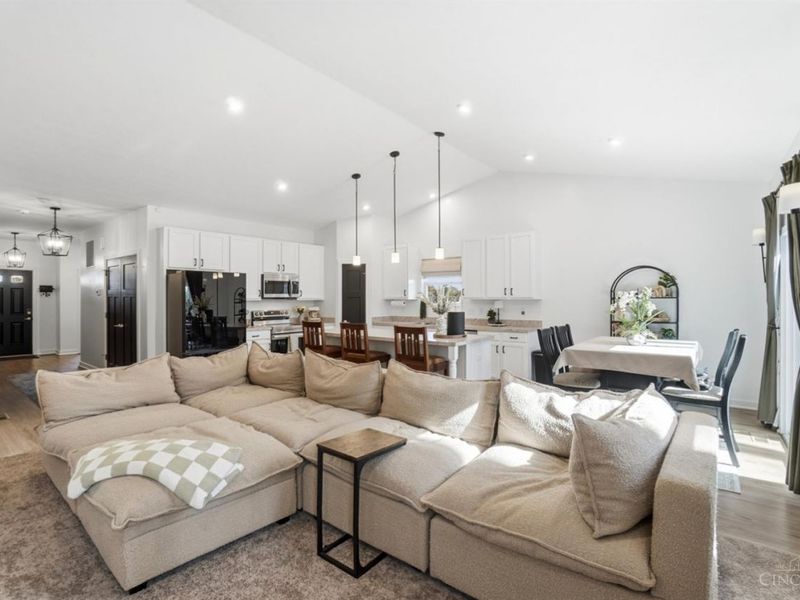 8545 Noelle Drive, Colerain Township, OH 45251 Photo 9