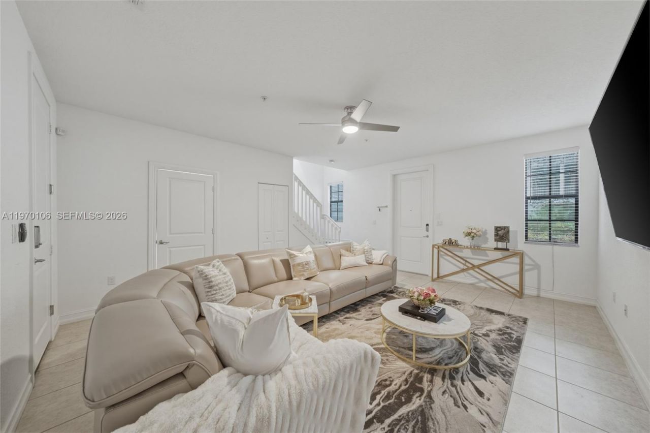 11349 SW 14th St, Pembroke Pines, FL 33025 Photo