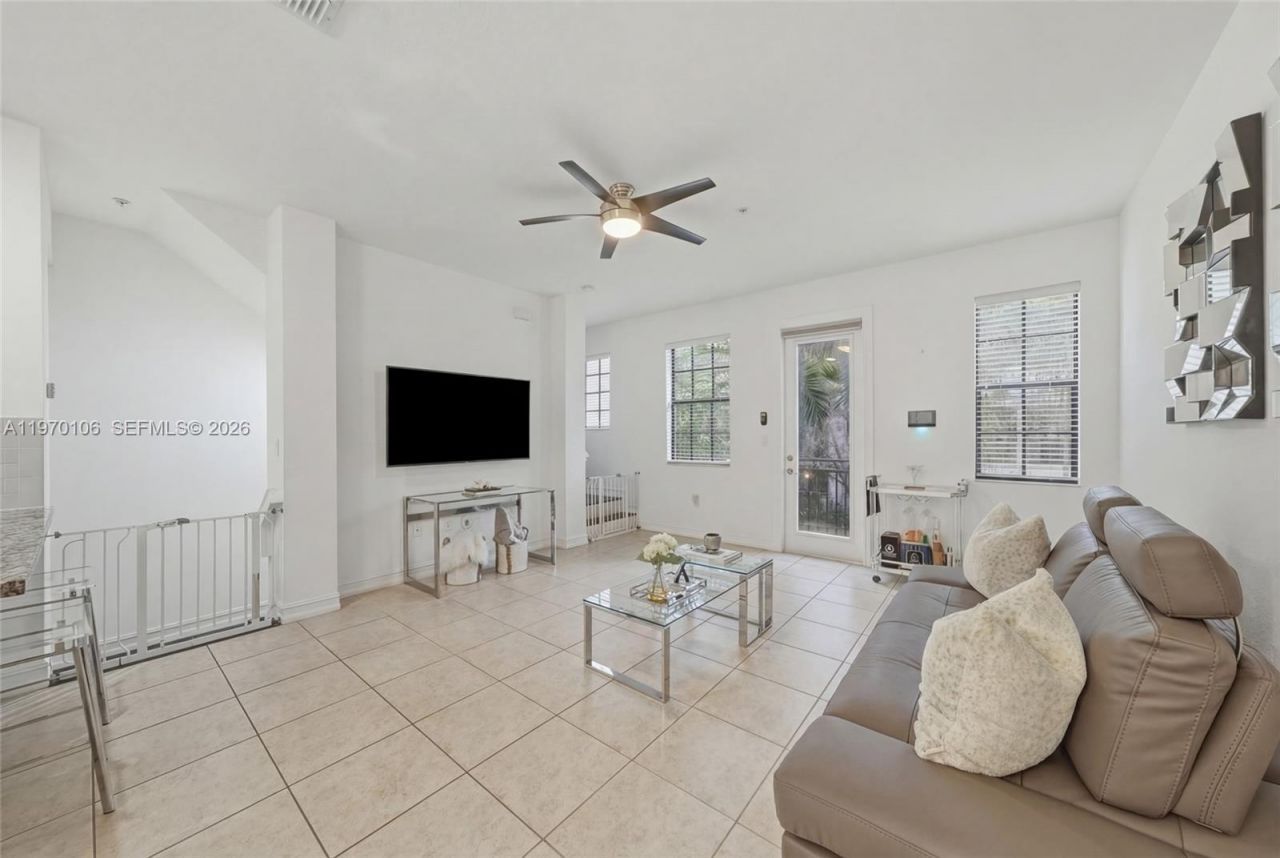 11349 SW 14th St, Pembroke Pines, FL 33025 Photo