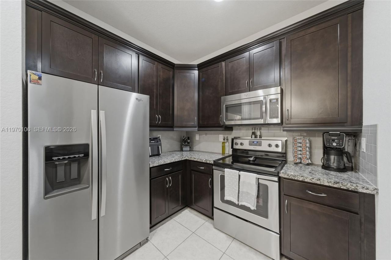 11349 SW 14th St, Pembroke Pines, FL 33025 Photo