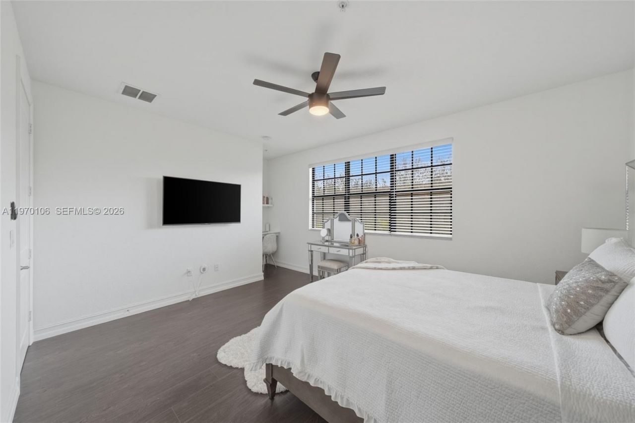 11349 SW 14th St, Pembroke Pines, FL 33025 Photo