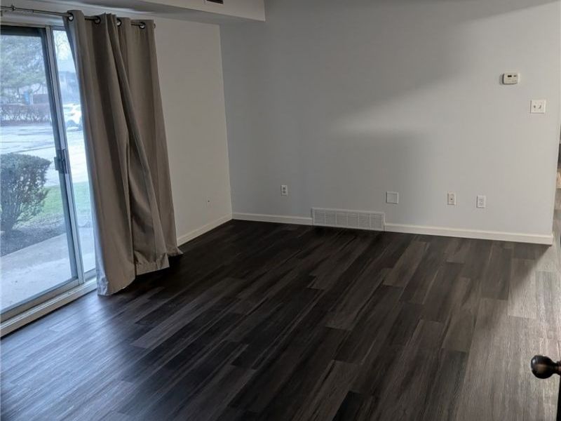 16415 Heather Lane, Unit 103, Middleburg Heights, OH 44130 Photo 7