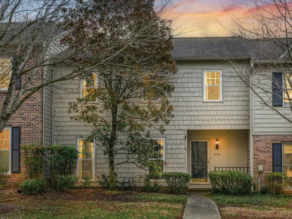 8724 Aragon Lane, Knoxville, TN 37923