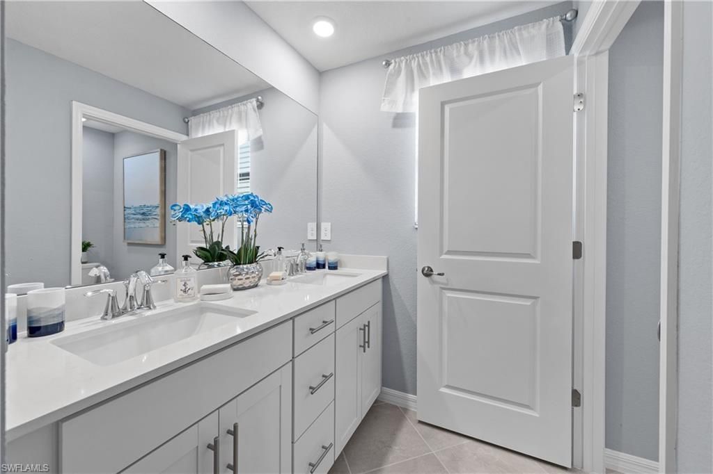 3885 Passion Vine Dr , Alva, FL 33920 Photo