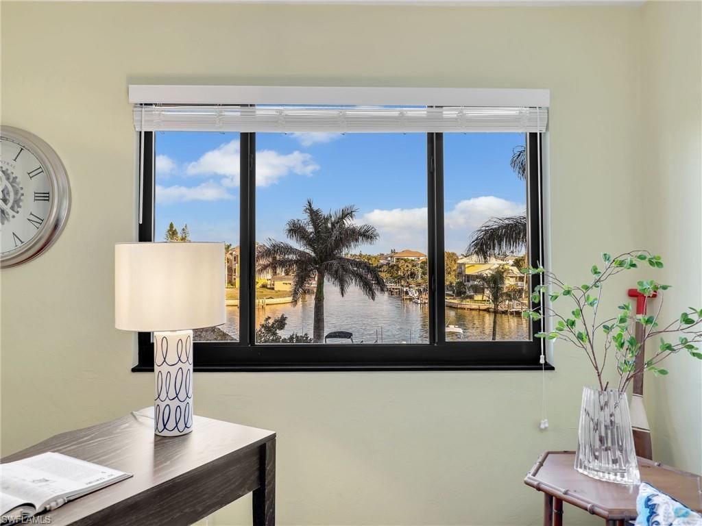 11030 Gulf Shore Dr, Unit 202, Naples, FL 34108 Photo