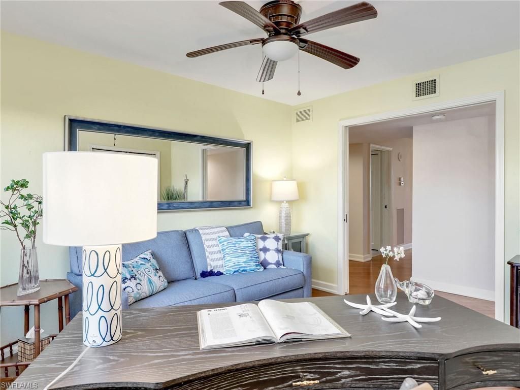 11030 Gulf Shore Dr, Unit 202, Naples, FL 34108 Photo