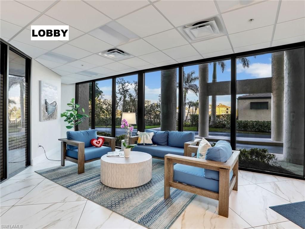 11030 Gulf Shore Dr, Unit 202, Naples, FL 34108 Photo