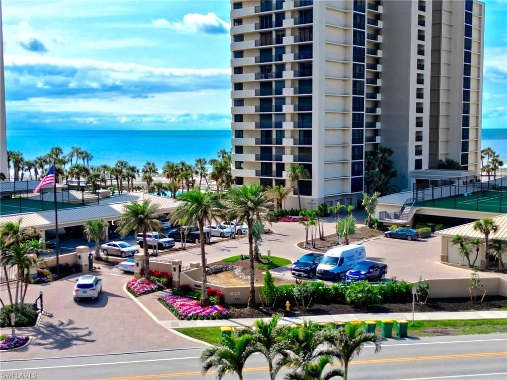 11030 Gulf Shore Dr, Unit 202, Naples, FL 34108 Photo