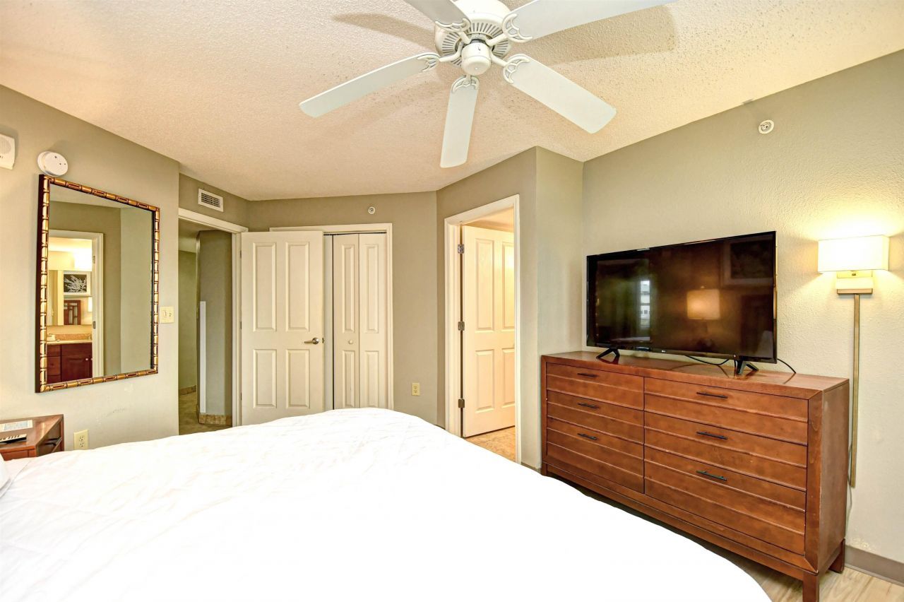 5200 N Ocean Blvd.  Photo 16