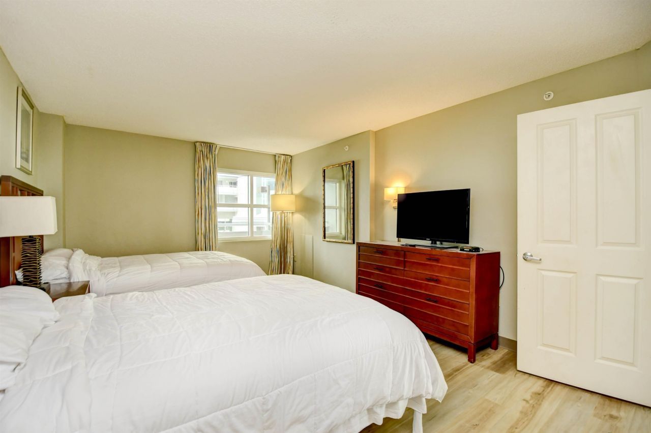 5200 N Ocean Blvd.  Photo 20