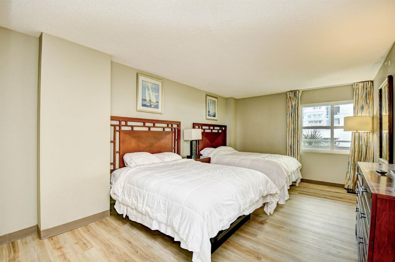 5200 N Ocean Blvd.  Photo 21