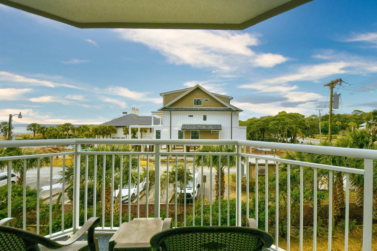 5200 N Ocean Blvd.  Photo 25