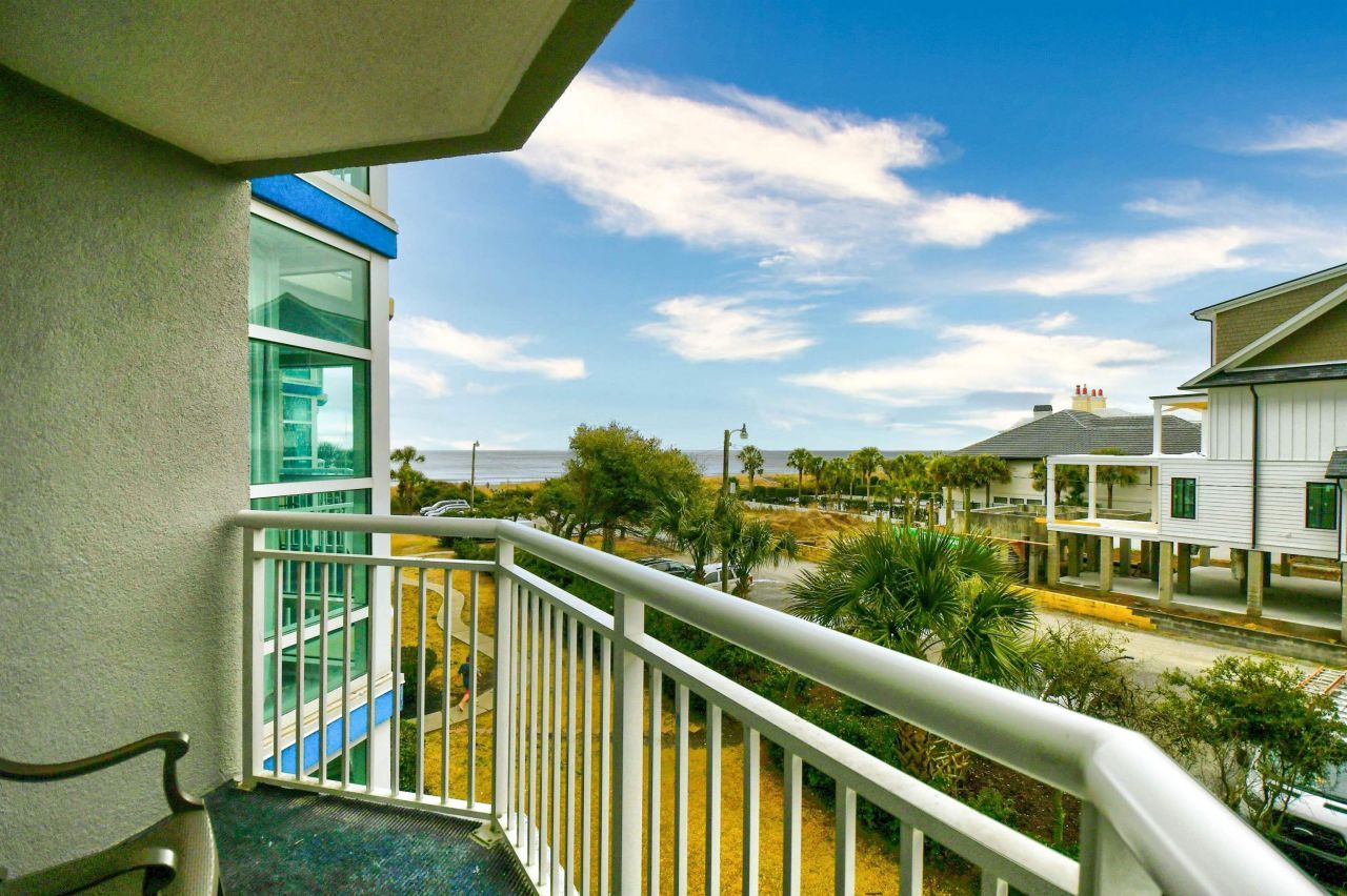 5200 N Ocean Blvd.  Photo 26