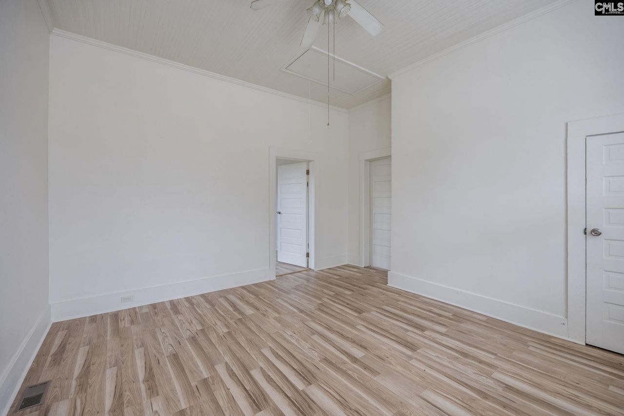 205 Drayton Street Photo 19