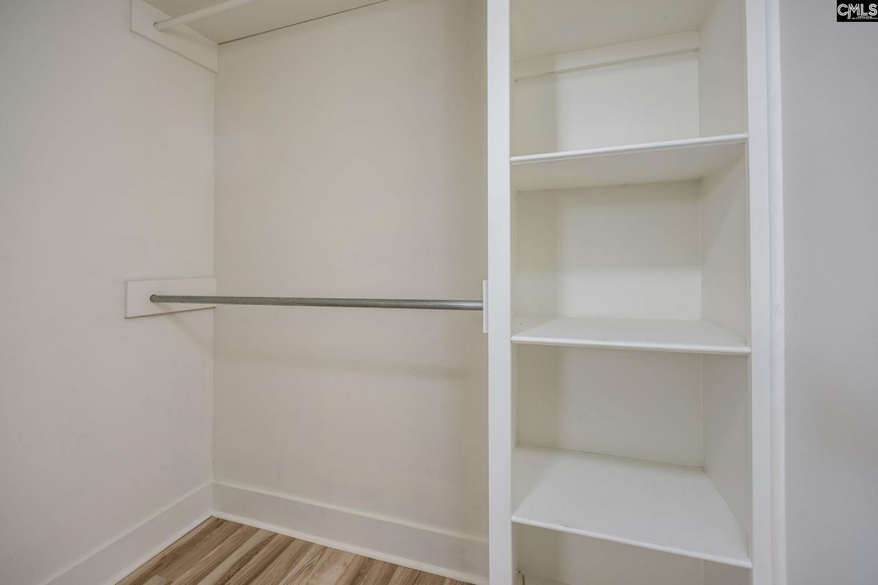 205 Drayton Street Photo 22