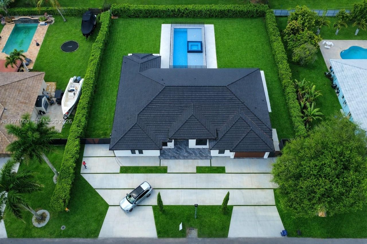 19880 SW 134th Ave, Miami, FL 33177 Photo