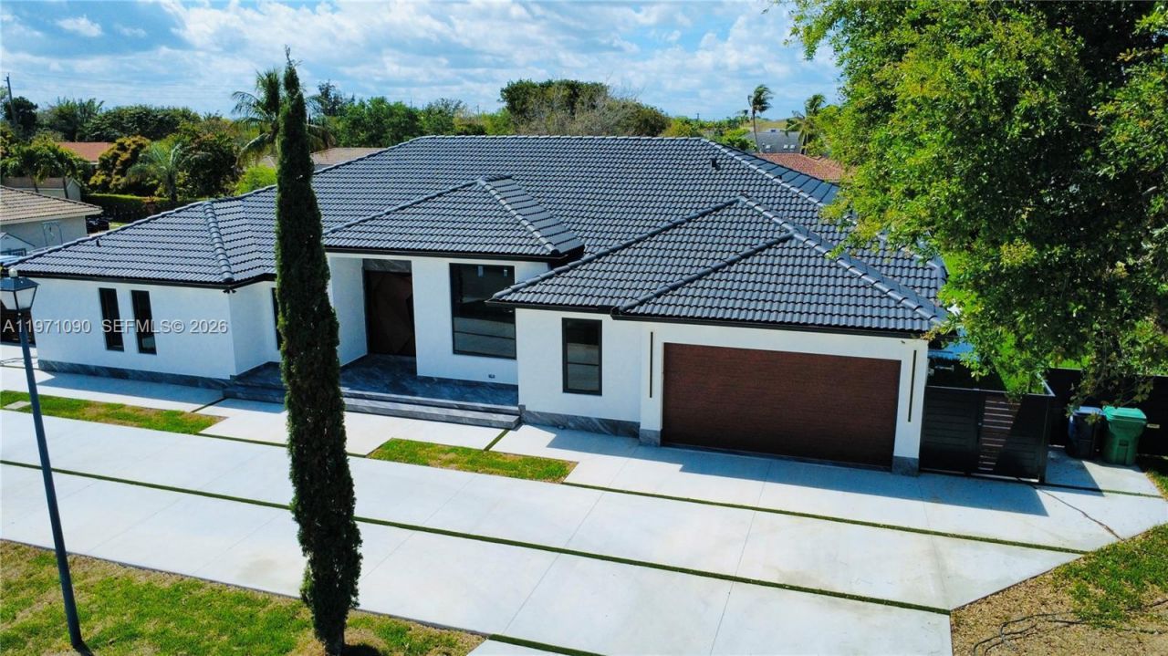 19880 SW 134th Ave, Miami, FL 33177 Photo