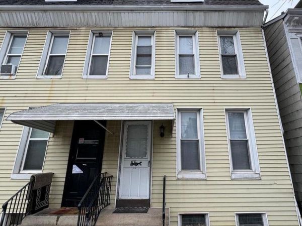 645 W PHILADELPHIA STREET , Unit 2ND FLOOR, YORK, PA 17401
