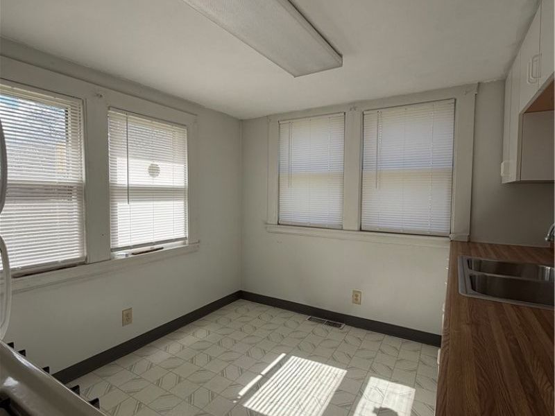 54 Spring Street, Struthers, OH 44471 Photo 6