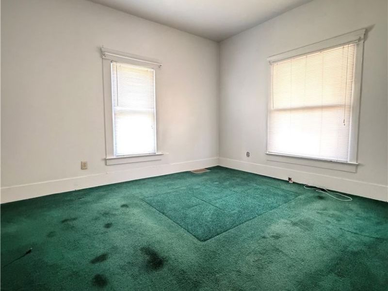 54 Spring Street, Struthers, OH 44471 Photo 8