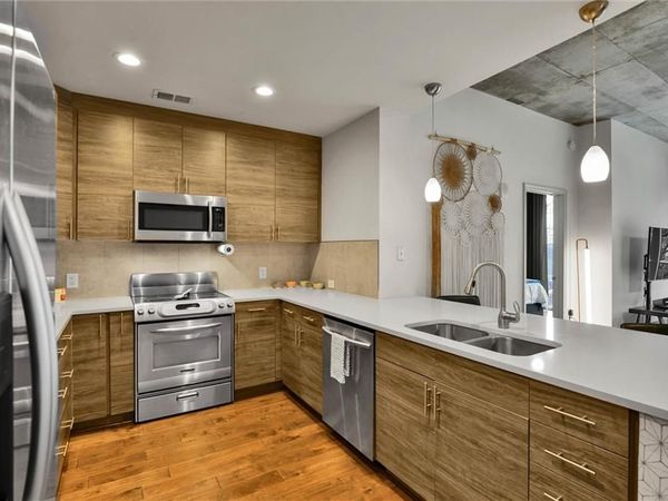 950 W Peachtree Street NW, Unit 701, Atlanta, GA 30309