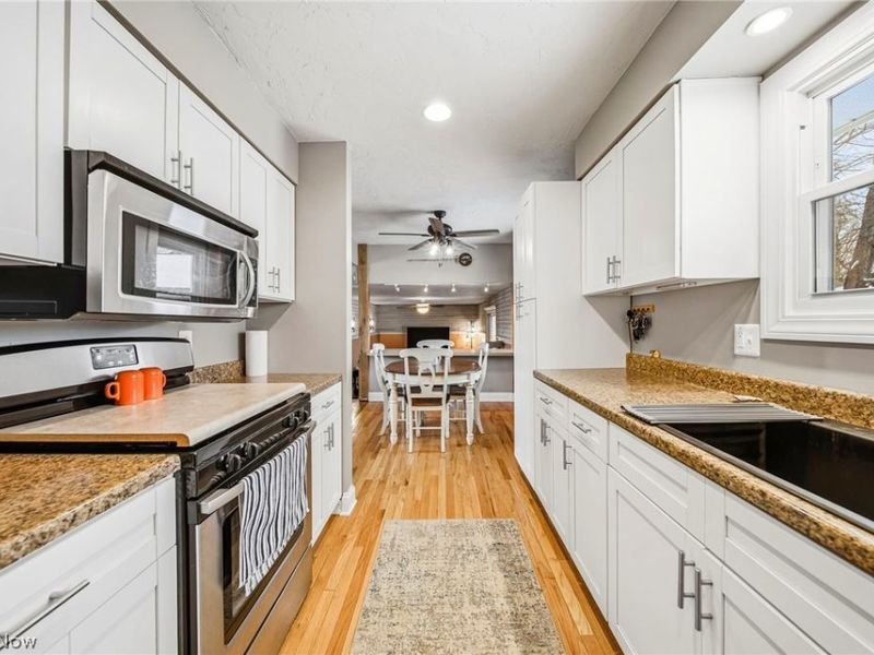 7416 Larkspur Drive, Mentor on the Lake, OH 44060 Photo 11