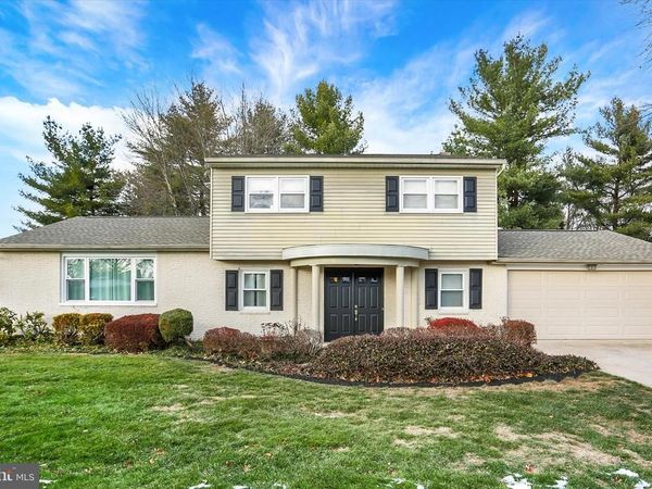 3803 BELLOWS DRIVE, CAMP HILL, PA 17011