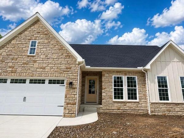1493 Marion Country Club Drive, Marion, OH 43302