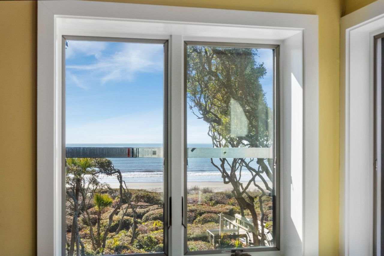 4424 Sea Forest Drive Photo 14