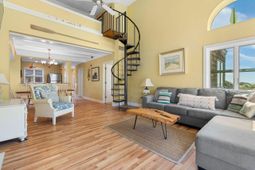 4424 Sea Forest Drive photo 4