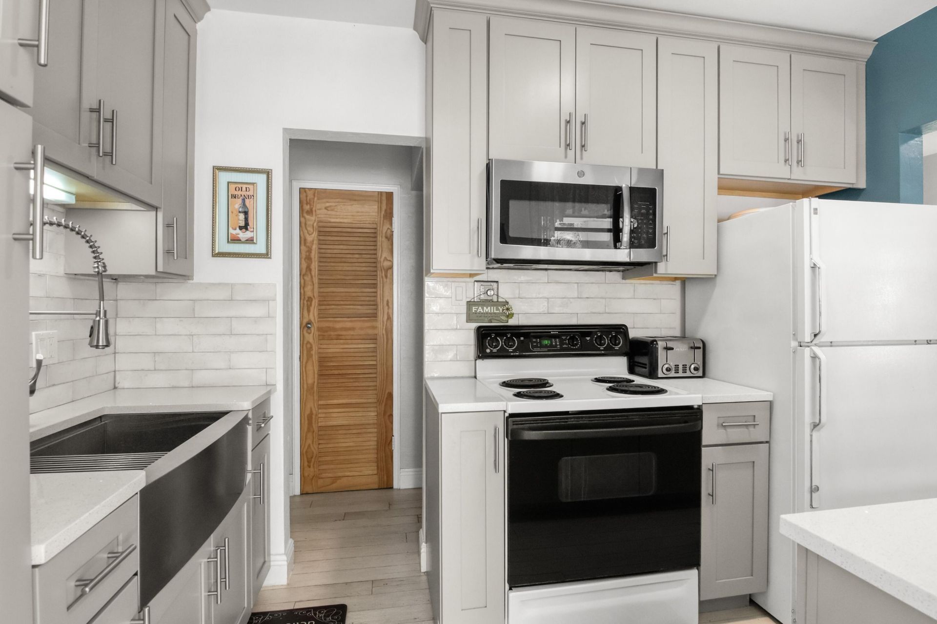 5606 Hobart Avenue, West Palm Beach, FL 33405 Photo