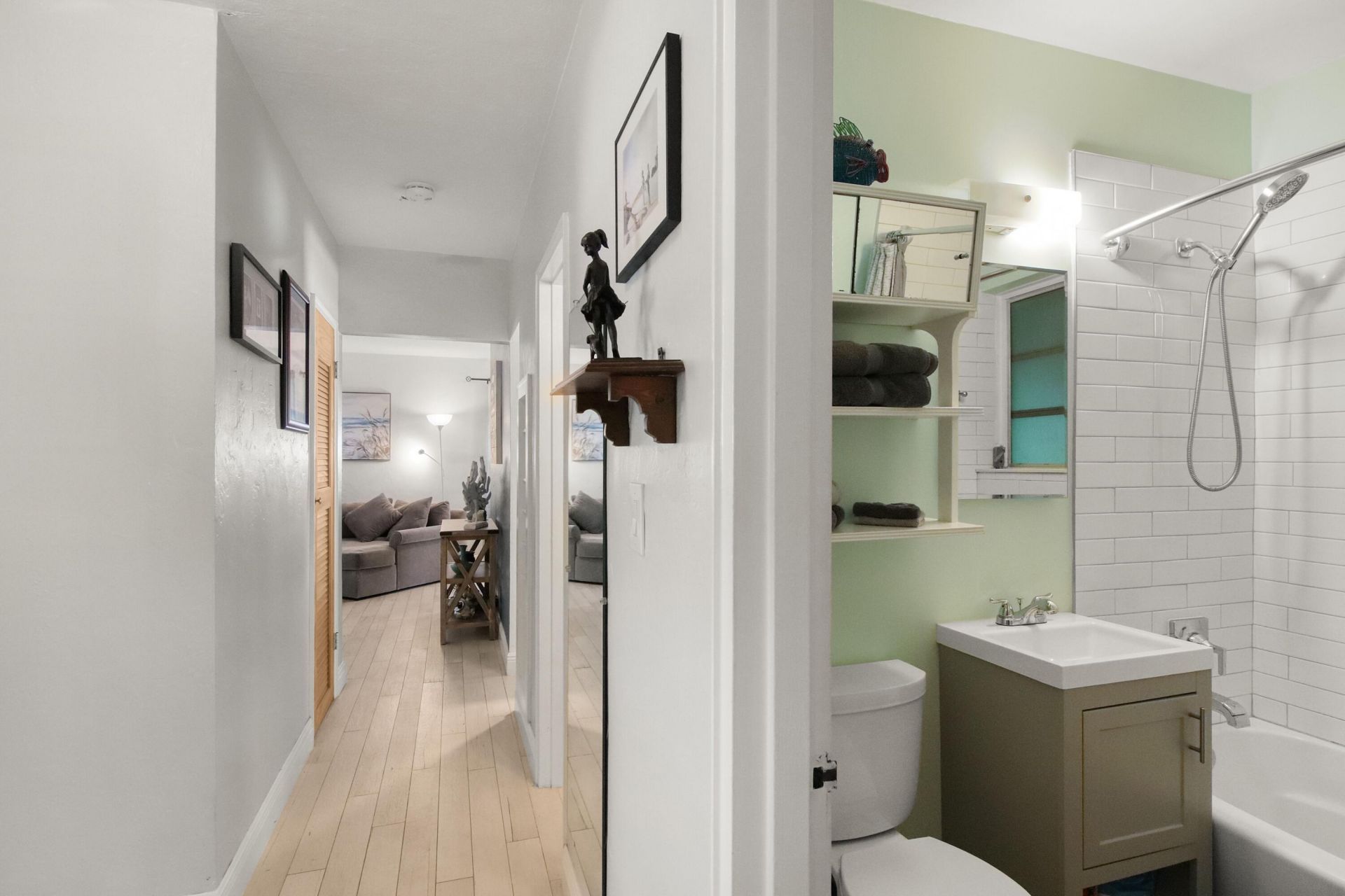 5606 Hobart Avenue, West Palm Beach, FL 33405 Photo