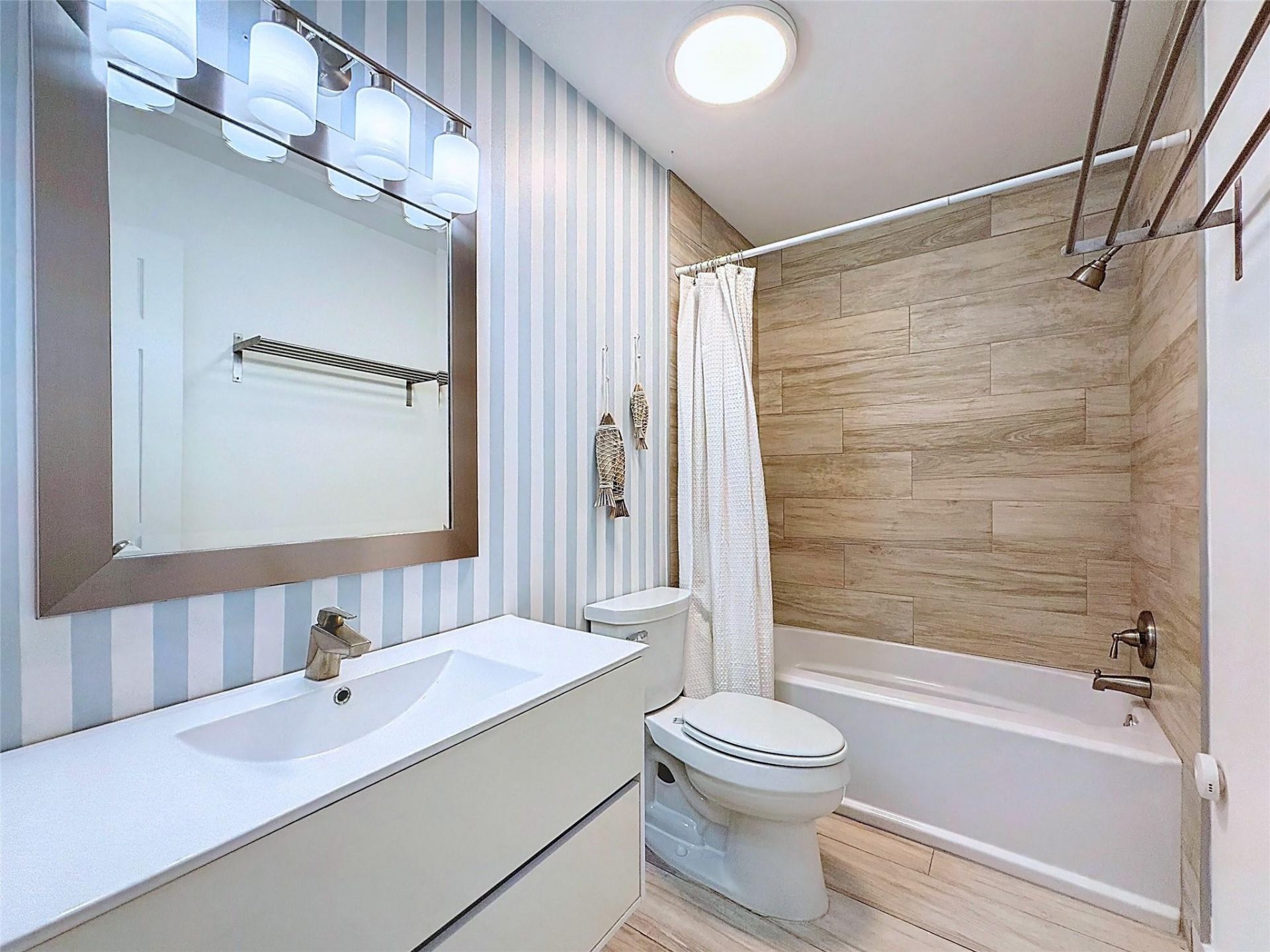 6361 Walk Circle, Boca Raton, FL 33433 Photo